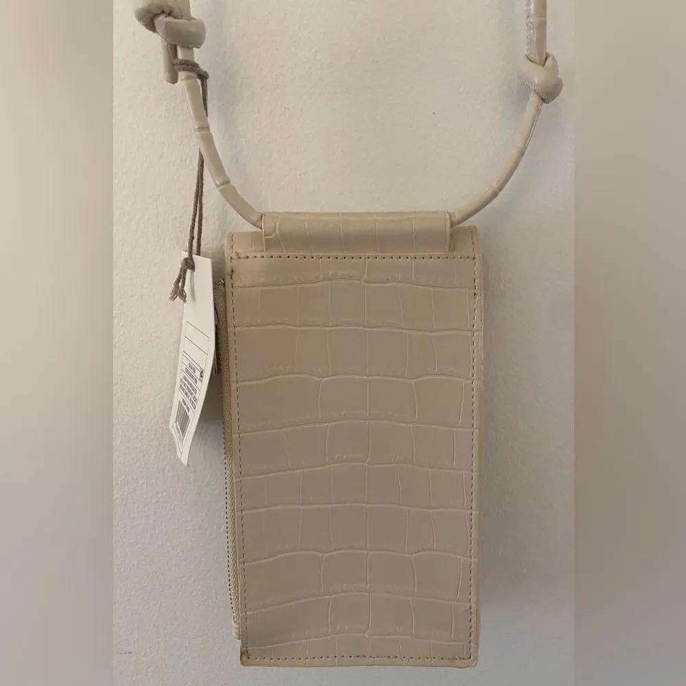 A New Day White Cellphone Crossbody Bag NWT